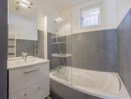Salle de bain, WC indépendant