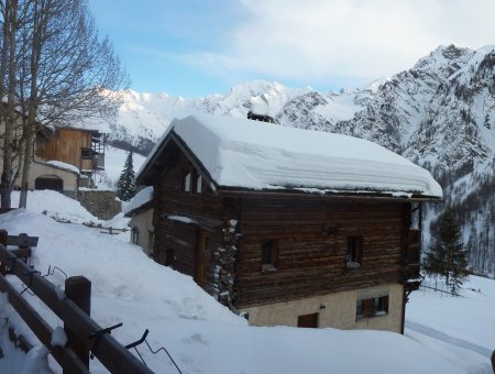 vue arrière du chalet