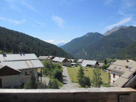 Vue Balcon meublé Ancolie