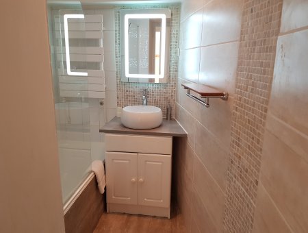 Salle de bain Appartement CôteBelle La Girandole Arvieux en Queyras