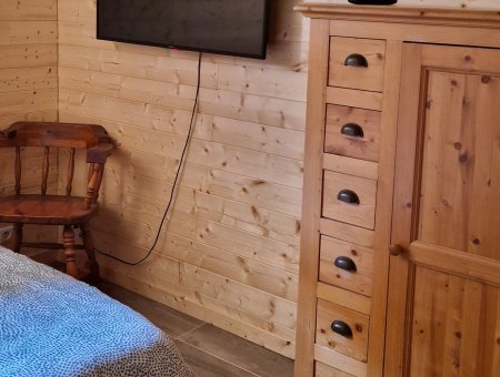 Autre vue de la chambre principale