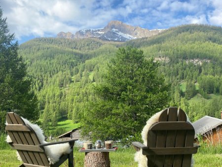 Vue devant l'appartement