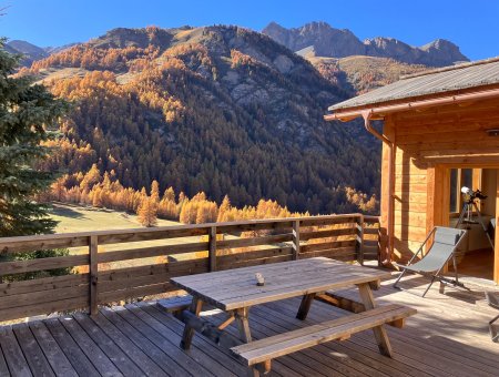 Chalet soleniou - vue depuis la terrasse exposée sud