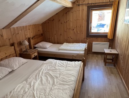 1 des 3 chambres du haut