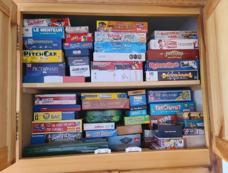 Jeux de société et jeux extérieurs à disposition