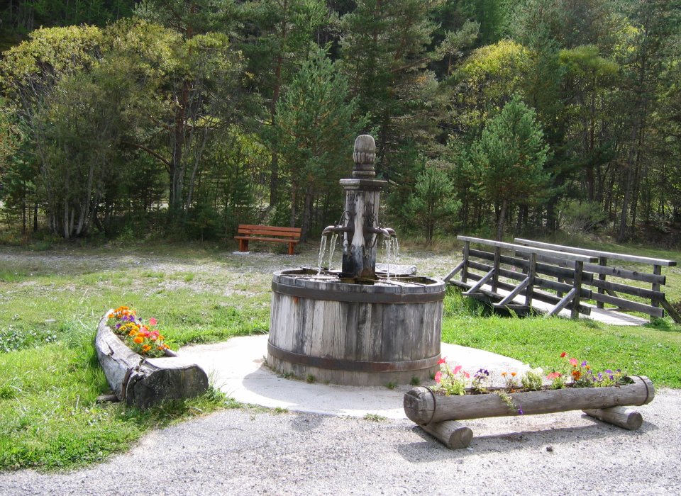 la fontaine du village