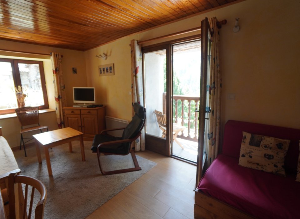 ANCOLIE - Salon-Chambre