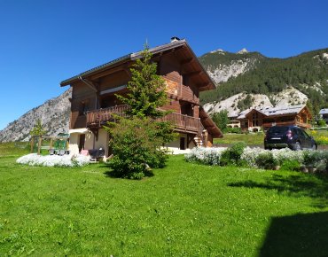Chalet situé à 150 mètres des commerces