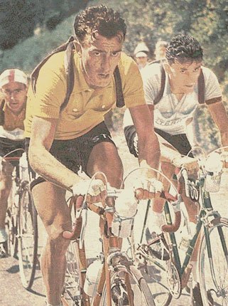 Louison Bobet vainqueur au col d'Izoard en 1950, 1953 et 1954