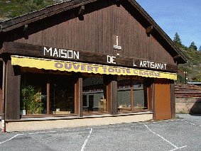 Maison de l'artisanat à Château-Ville-Vieille (Queyras, Hautes Alpes)
