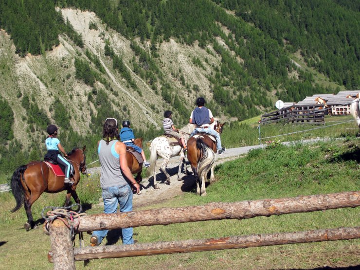 Une séance d'équitation à Arvieux (Queyras)
