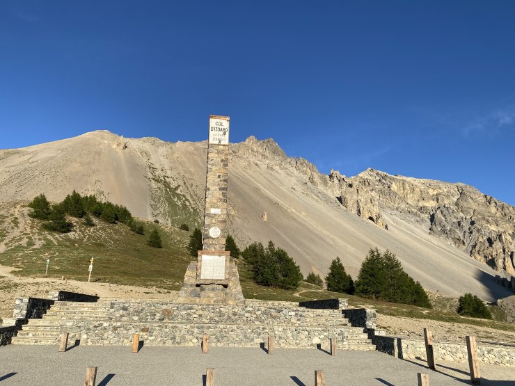 Monument_Col_Izoard_2024