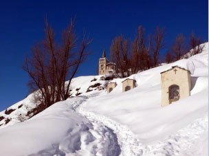 Le chemin de croix d'Abriès construit en 1850 et restauré au siècle suivant