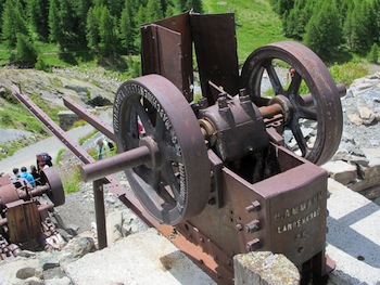 Zerkleinerungsmaschine am Kupferbergwerk von Saint-Véran (Queyras, Hautes Alpes)