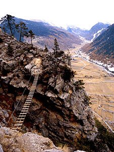 Via ferrata de Ceillac (Hautes Alpes), la passerelle de 25 m