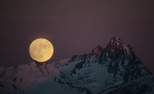 Pleine lune sur le Queyras